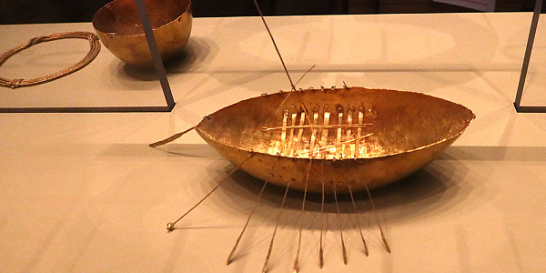 National Museum of Ireland SY 7102